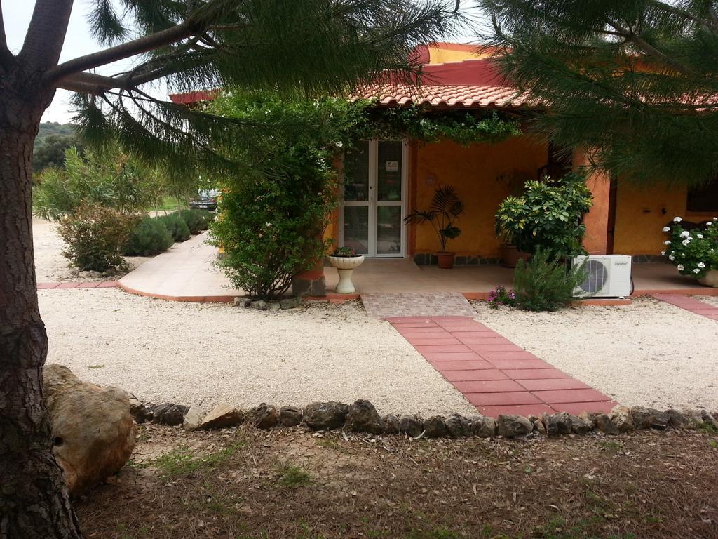 Agriturismo La Barca In Secca Olmedo Exterior foto